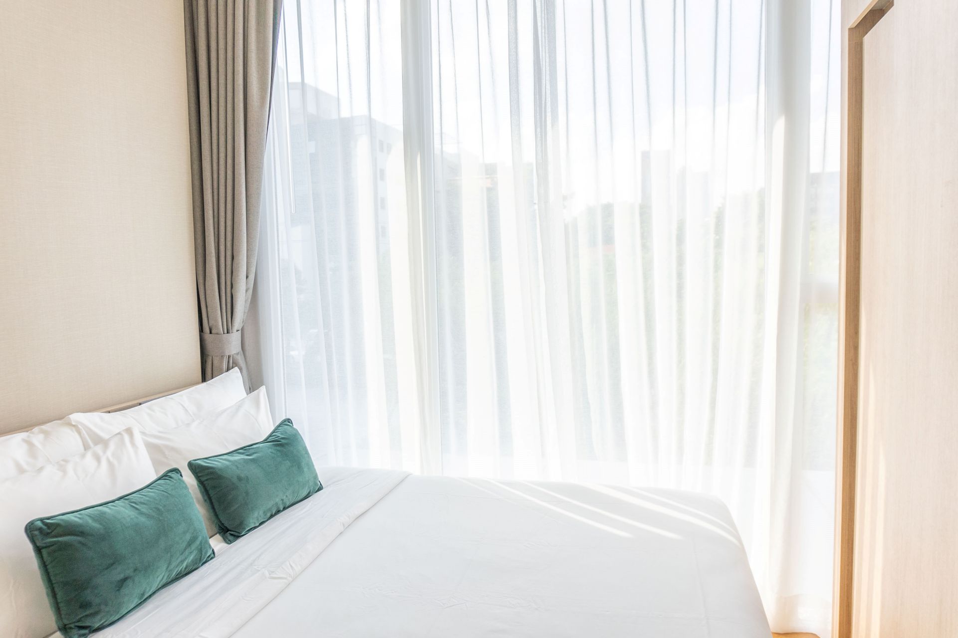 Wyndham Garden 42_One_Bedroom_Premier_Suite_12