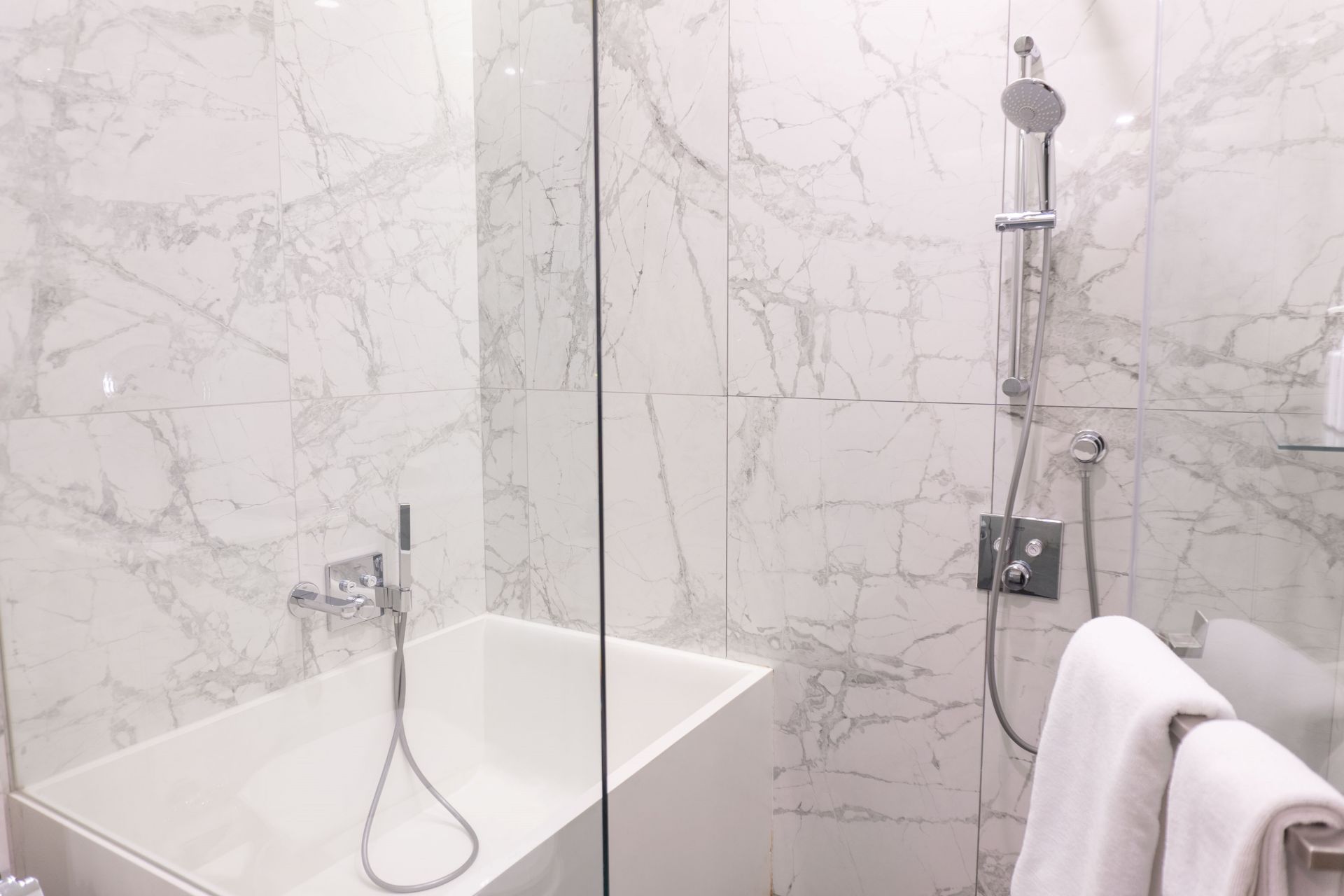 Wyndham Garden 42_Two Bedroom Grand Suite_25