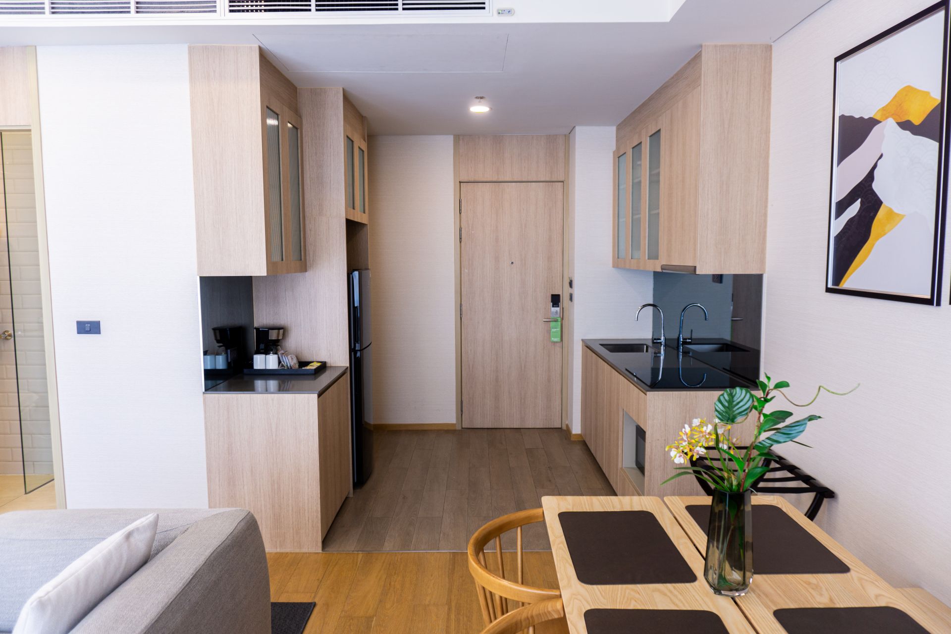 Wyndham Garden 42_Two Bedroom Premier Suite_09
